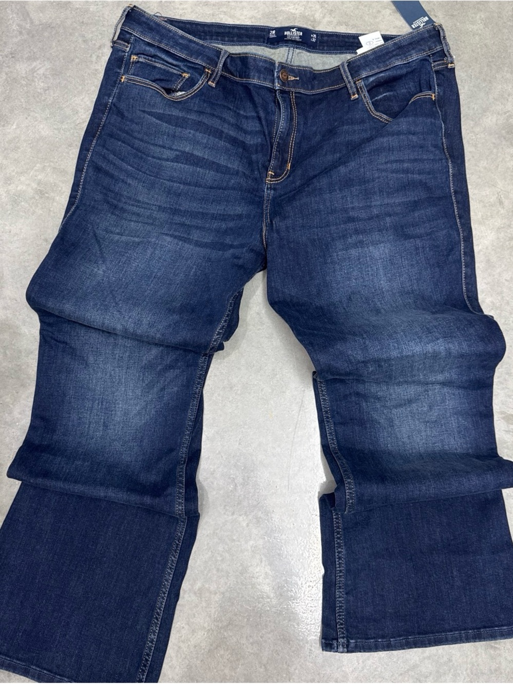 Hollister Men's Dark Blue Straight Jeans